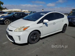 TOYOTA PRIUS THREE