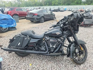 HARLEY-DAVIDSON FLHXS