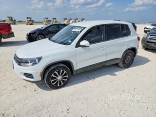 VOLKSWAGEN TIGUAN LIMITED