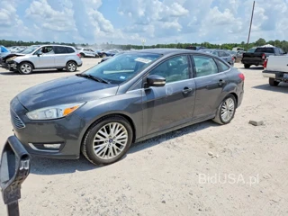 FORD FOCUS TITANIUM