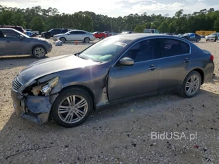 INFINITI G25 SEDAN X