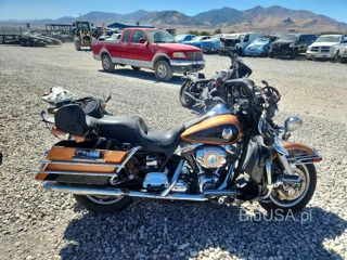HARLEY-DAVIDSON FLHTCUI 105TH ANNIVERSARY EDITION