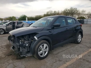 NISSAN KICKS S