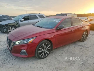 NISSAN ALTIMA SR