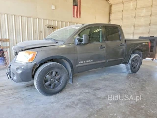 NISSAN TITAN PRO-4X