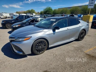 TOYOTA CAMRY XSE