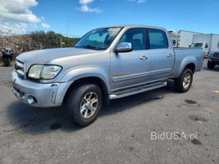 TOYOTA TUNDRA SR5