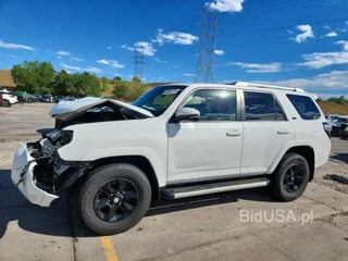 TOYOTA 4RUNNER SR5 PREMIUM