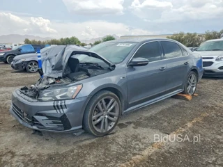 VOLKSWAGEN PASSAT R-LINE