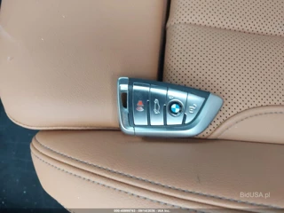 BMW 330I