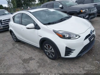 TOYOTA TOYOTA PRIUS C TWO
