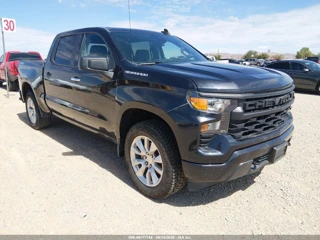 CHEVROLET CHEVROLET SILVERADO 1500 4WD  SHORT BED CUSTOM