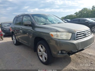 TOYOTA TOYOTA HIGHLANDER LIMITED