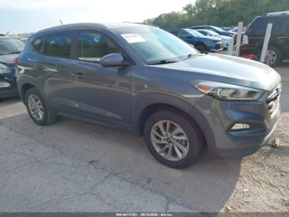 HYUNDAI HYUNDAI TUCSON SE