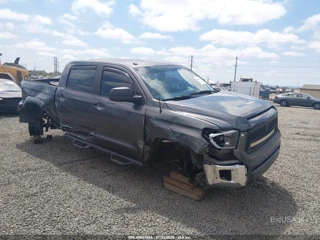 TOYOTA TOYOTA TUNDRA SR5 5.7L V8