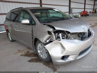 TOYOTA TOYOTA SIENNA XLE 8 PASSENGER