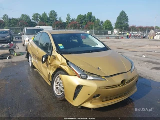 TOYOTA TOYOTA PRIUS LE