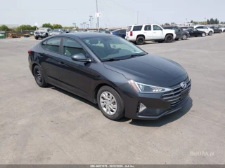 HYUNDAI HYUNDAI ELANTRA SE