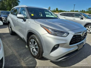 TOYOTA TOYOTA HIGHLANDER XLE