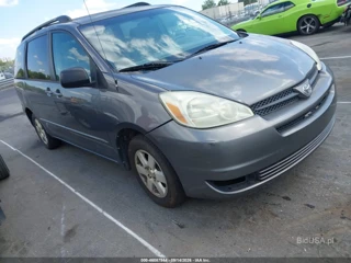 TOYOTA TOYOTA SIENNA LE