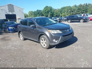 TOYOTA TOYOTA RAV4 XLE