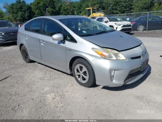 TOYOTA TOYOTA PRIUS THREE