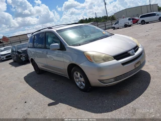 TOYOTA TOYOTA SIENNA XLE