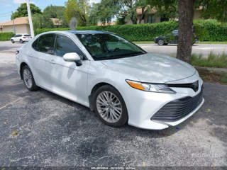 TOYOTA TOYOTA CAMRY XLE