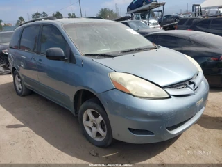 TOYOTA TOYOTA SIENNA CE