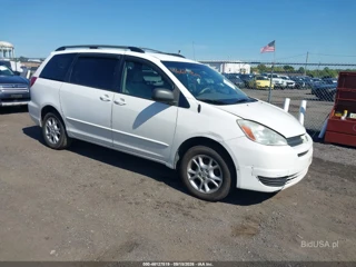 TOYOTA TOYOTA SIENNA LE