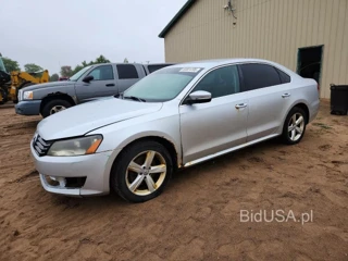 VOLKSWAGEN PASSAT SE
