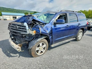 TOYOTA SEQUOIA SR5