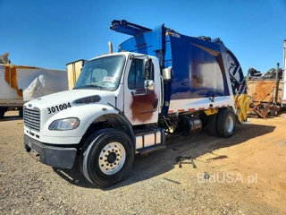 FREIGHTLINER M2