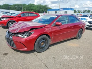 TOYOTA CAMRY HYBRID XLE