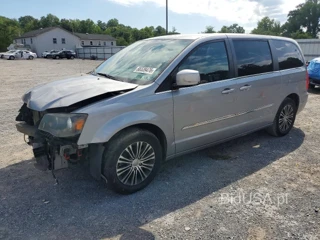 CHRYSLER TOWN & COUNTRY S