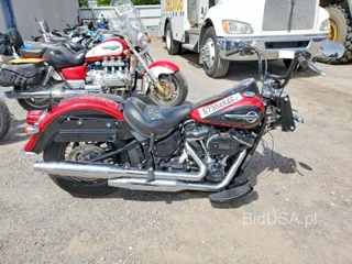 HARLEY-DAVIDSON FLHCS