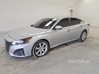 NISSAN ALTIMA SV