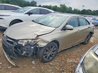 TOYOTA CAMRY XSE