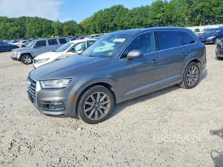 AUDI Q7 PREMIUM PLUS