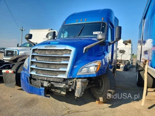 FREIGHTLINER CASCADIA 126