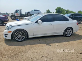 MERCEDES-BENZ C 300 4MATIC