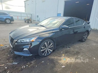 NISSAN ALTIMA SR