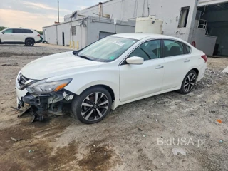 NISSAN ALTIMA 2.5 SR
