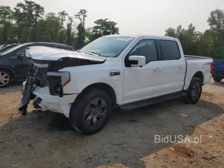 FORD F150 LIGHTNING LARIAT
