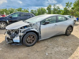 TOYOTA PRIUS LE