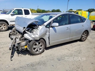 TOYOTA PRIUS BASE