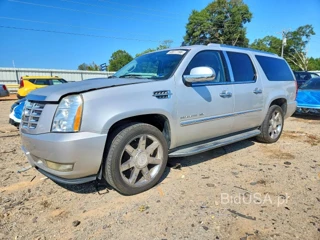 CADILLAC ESCALADE ESV LUXURY