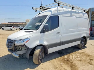 MERCEDES-BENZ SPRINTER 2500