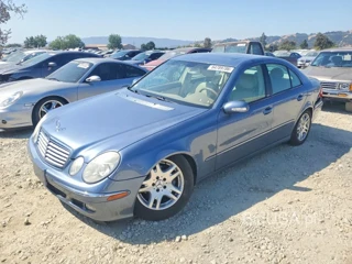 MERCEDES-BENZ E 320