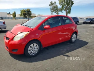 TOYOTA YARIS BASE